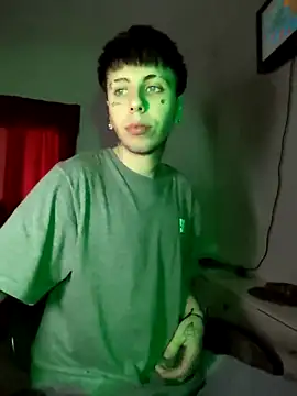 Snapshot of sableye21 chatting on April 6, 7:26 pm sableye21 online show from April 6, 7:26 pm