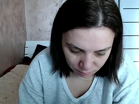 LorraGrey online show from March 4, 6:41 am