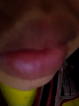 Jyllyy online show from March 20, 2:49 am