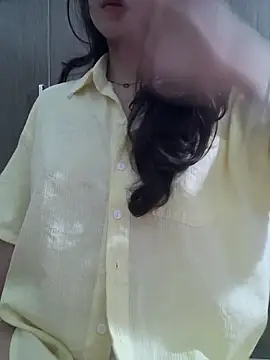 Snapshot of NinaKey chatting on March 13, 7:37 am NinaKey online show from March 13, 7:37 am