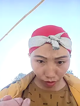 Snapshot of hot-luna- chatting on February 5, 7:35 am hot-luna- online show from February 5, 7:35 am