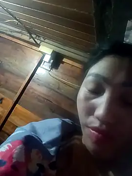 Snapshot of hot-luna- chatting on February 12, 10:38 pm hot-luna- online show from February 12, 10:38 pm