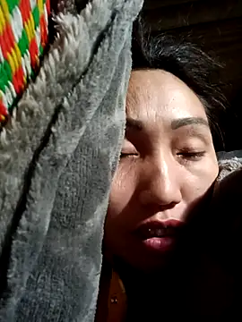 hot-luna- online show from March 17, 1:03 pm