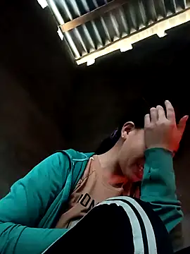 hot-luna- online show from March 18, 6:05 am