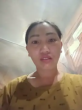 hot-luna- online show from May 24, 9:31 pm