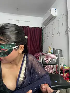 Snapshot of pooja_sexy79 chatting on April 12, 6:02 pm pooja sexy79 online show from April 12, 6:02 pm