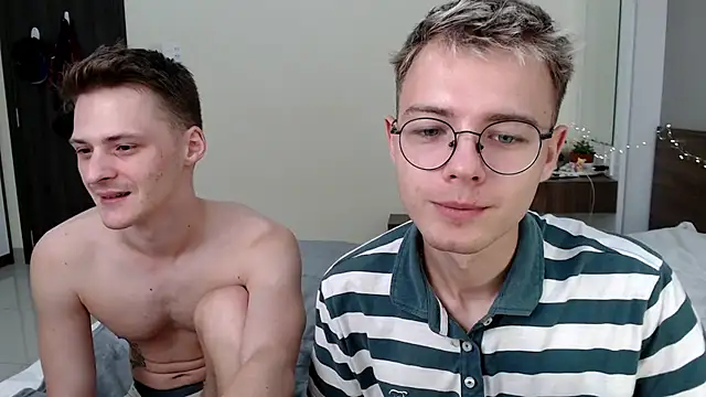 NikiKerryCum online show from March 19, 11:03 am