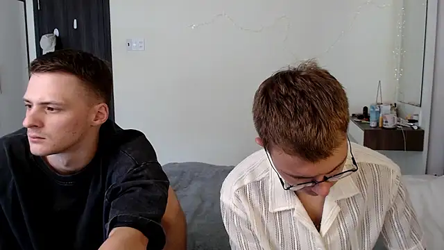 NikiKerryCum online show from May 22, 2:51 am