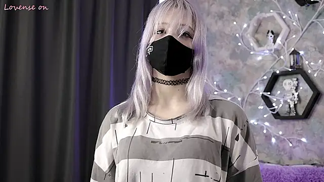 Yunakiss online show from April 5, 9:12 pm