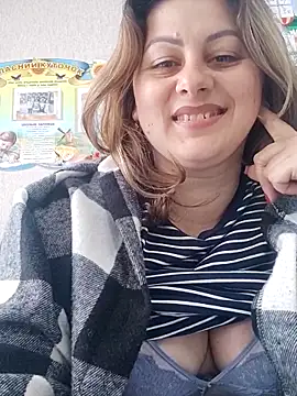 Snapshot of Soli9999 chatting on April 16, 8:26 am Soli9999 online show from April 16, 8:26 am