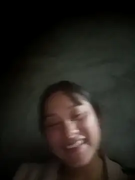 Snapshot of Momo-biki chatting on February 3, 12:21 pm Momo-biki online show from February 3, 12:21 pm