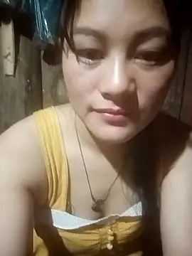 Snapshot of Momo-biki chatting on March 17, 10:57 pm Momo-biki online show from March 17, 10:57 pm