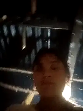 Snapshot of Momo-biki chatting on March 20, 10:25 pm Momo-biki online show from March 20, 10:25 pm