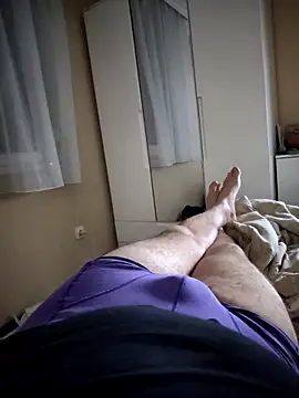 Snapshot of latya111 chatting on February 4, 8:36 pm latya111 online show from February 4, 8:36 pm