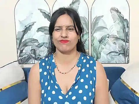 sara conorr online show from March 3, 4:07 am