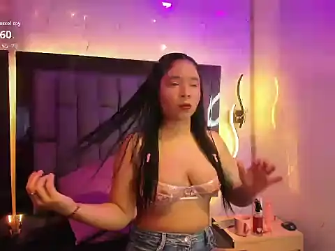 Snapshot of AriannaFoxxy chatting on February 21, 11:00 am AriannaFoxxy online show from February 21, 11:00 am