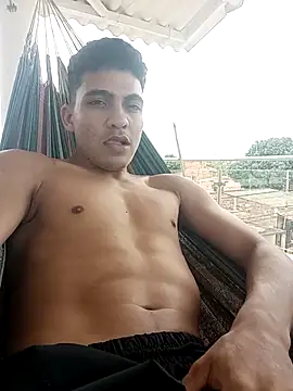 Snapshot of NikoHot_anatole chatting on May 9, 4:56 pm NikoHot anatole online show from May 9, 4:56 pm