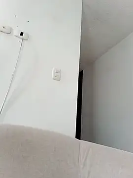 lyss muller online show from April 19, 4:28 pm