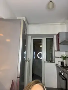 DivineAmely online show from April 11, 8:02 pm