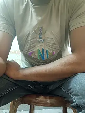 Snapshot of rubitrides11 chatting on February 15, 5:37 am rubitrides11 online show from February 15, 5:37 am