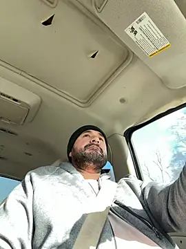 Snapshot of yolanda339 chatting on February 7, 7:06 pm yolanda339 online show from February 7, 7:06 pm