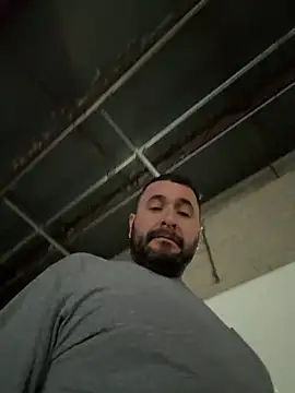 Snapshot of yolanda339 chatting on March 1, 12:29 pm yolanda339 online show from March 1, 12:29 pm