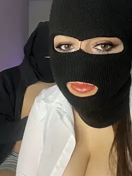 Snapshot of maryam-6 chatting on February 22, 9:24 pm maryam-6 online show from February 22, 9:24 pm