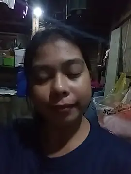 Snapshot of Heavens_night04 chatting on February 10, 1:15 pm Heavens night04 online show from February 10, 1:15 pm