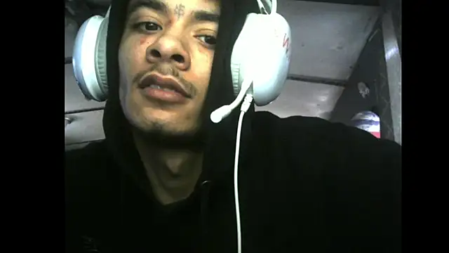 spooky425hd online show from March 4, 8:48 pm