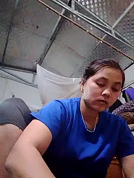 Snapshot of alex_callmemaybe69 chatting on February 15, 1:09 pm alex callmemaybe69 online show from February 15, 1:09 pm