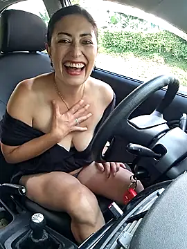 aliz963040 online show from March 2, 8:15 pm