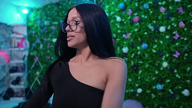 Snapshot of Baby_nico chatting on February 6, 7:39 pm Baby nico online show from February 6, 7:39 pm