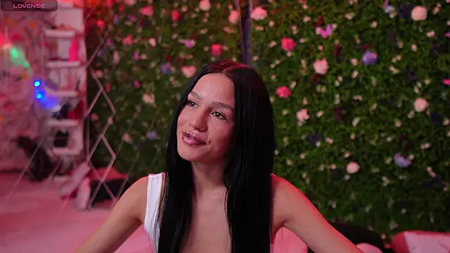 Snapshot of Baby_nico chatting on February 13, 7:10 pm Baby nico online show from February 13, 7:10 pm