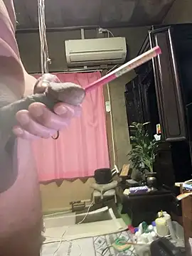 Snapshot of jxa745d chatting on April 1, 12:17 pm jxa745d online show from April 1, 12:17 pm