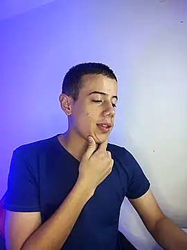 Snapshot of jac0b_x chatting on March 1, 10:23 pm jac0b x online show from March 1, 10:23 pm