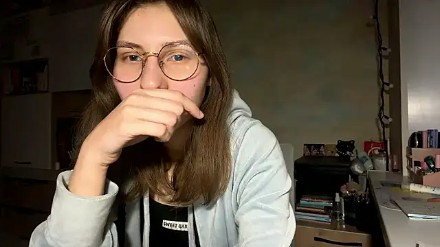 Snapshot of Miaaa_Moon chatting on February 11, 4:34 pm Miaaa Moon online show from February 11, 4:34 pm