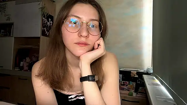 Miaaa Moon online show from March 30, 1:23 pm