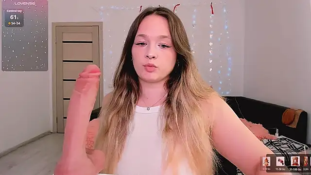 Snapshot of evilla_brill chatting on March 3, 2:34 pm evilla brill online show from March 3, 2:34 pm