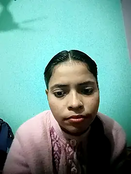 Snapshot of 18_year_old_girl chatting on February 1, 4:55 am 18 year old girl online show from February 1, 4:55 am