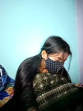 Snapshot of 18_year_old_girl chatting on February 15, 8:35 am 18 year old girl online show from February 15, 8:35 am