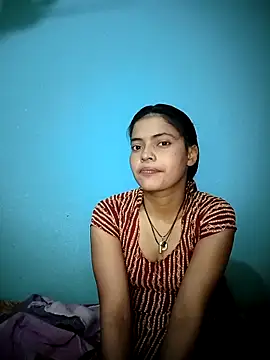 Snapshot of 18_year_old_girl chatting on February 18, 3:24 am 18 year old girl online show from February 18, 3:24 am