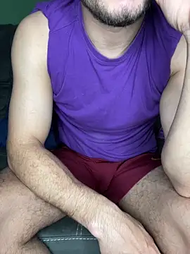 Snapshot of alessand180521 chatting on February 26, 6:29 pm alessand180521 online show from February 26, 6:29 pm