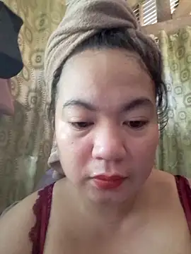 Snapshot of Zyramae_25 chatting on February 27, 7:41 am Zyramae 25 online show from February 27, 7:41 am