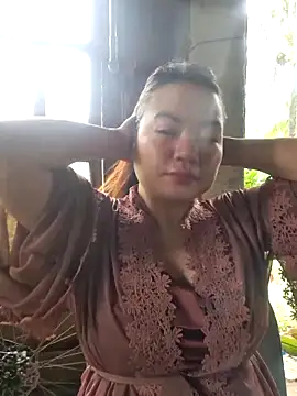 Snapshot of Zyramae_25 chatting on March 9, 7:01 am Zyramae 25 online show from March 9, 7:01 am