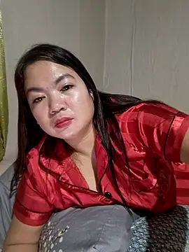 Snapshot of Zyramae_25 chatting on March 26, 6:35 pm Zyramae 25 online show from March 26, 6:35 pm