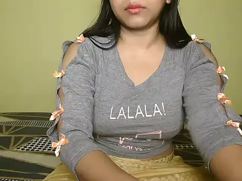 Snapshot of Ishaa_03 chatting on February 7, 12:20 pm Ishaa 03 online show from February 7, 12:20 pm