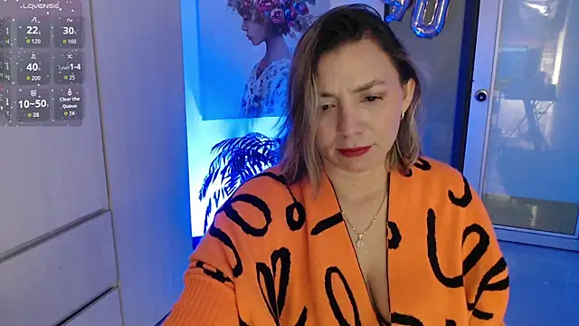 milfsecret69 online show from March 19, 11:47 am