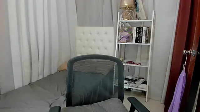 urtwinkjoshx online show from March 2, 4:25 am