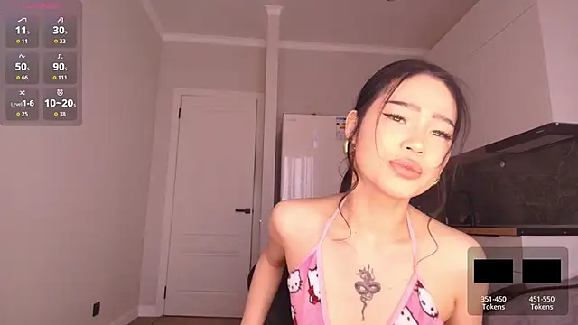 Snapshot of jjasleen0 chatting on February 11, 3:44 am jjasleen0 online show from February 11, 3:44 am