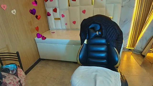 Snapshot of sofia_nova_tf chatting on February 26, 1:32 pm sofia nova tf online show from February 26, 1:32 pm